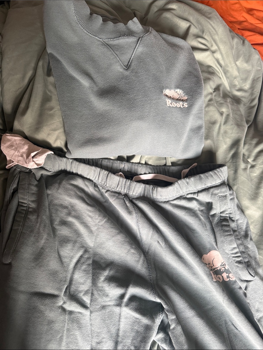 Roots Teal Sweatpants & Sweatshirt Set with white logo